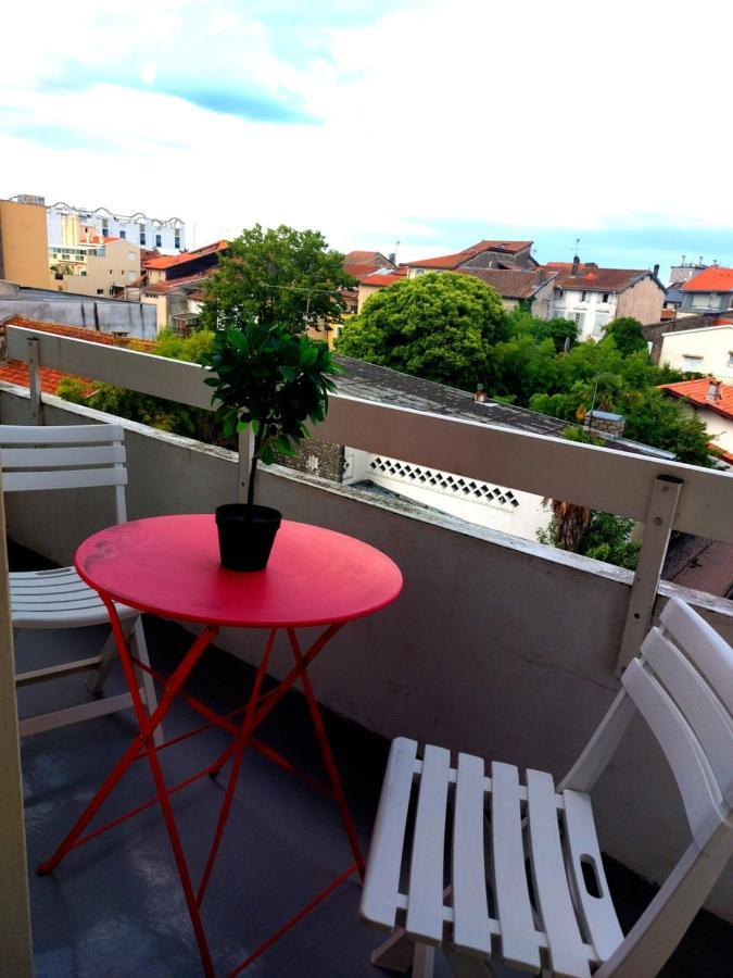 Studio 25M2 Tt Confort Dans Residence Thermes Foch Centre Ville Dax Exterior foto